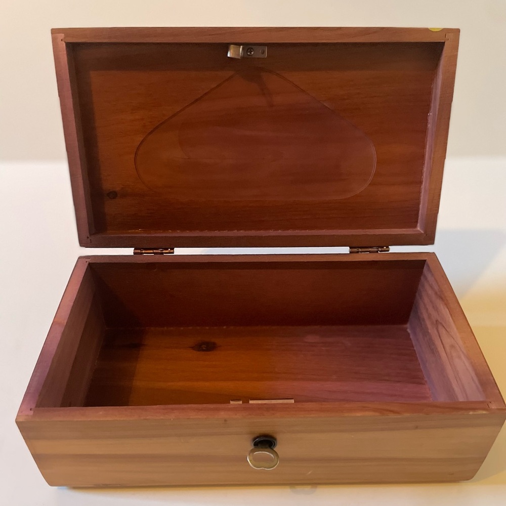 Cedar lock storage box